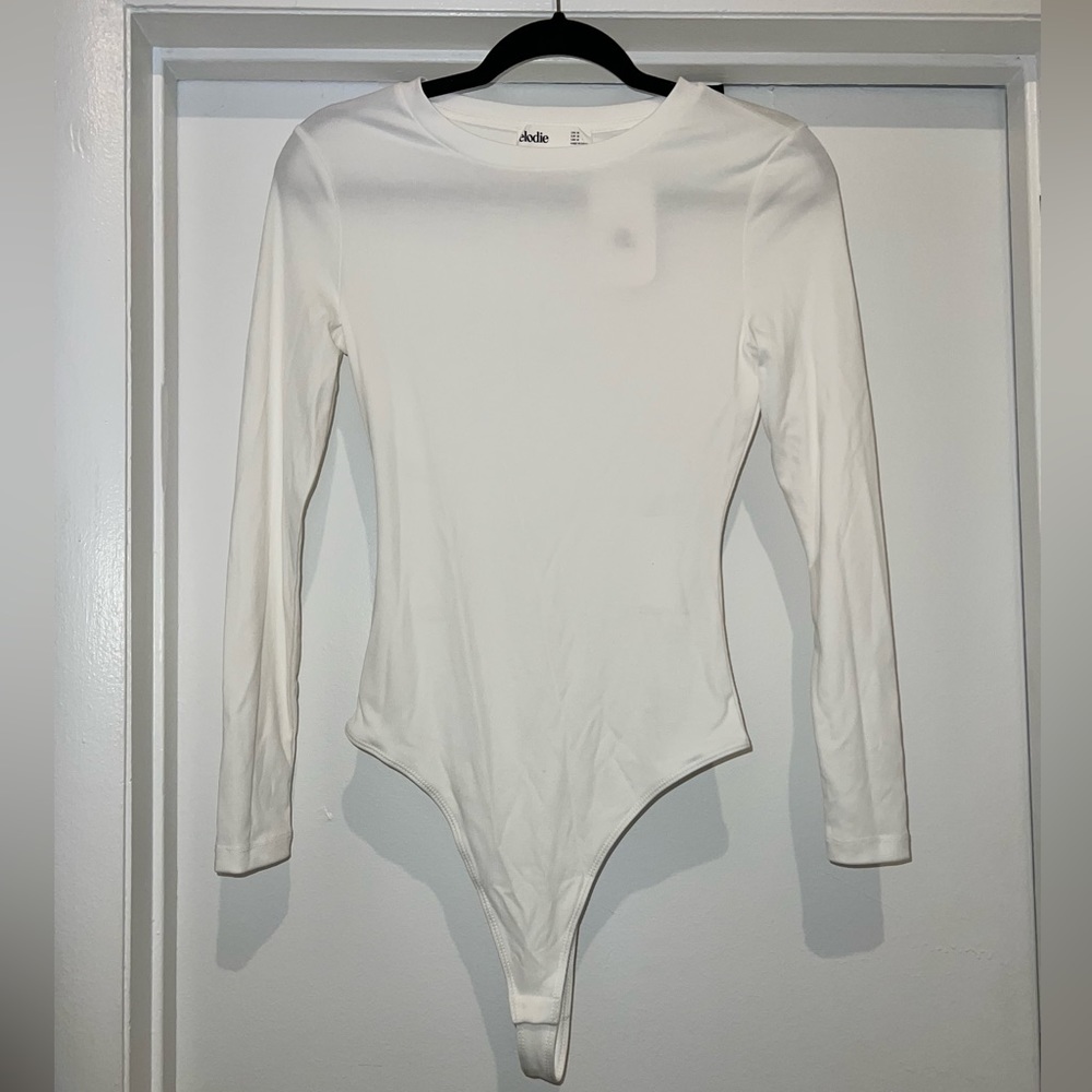 Ribbed white long sleeve bodysuit